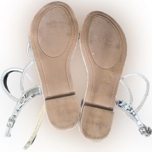 Sandal
